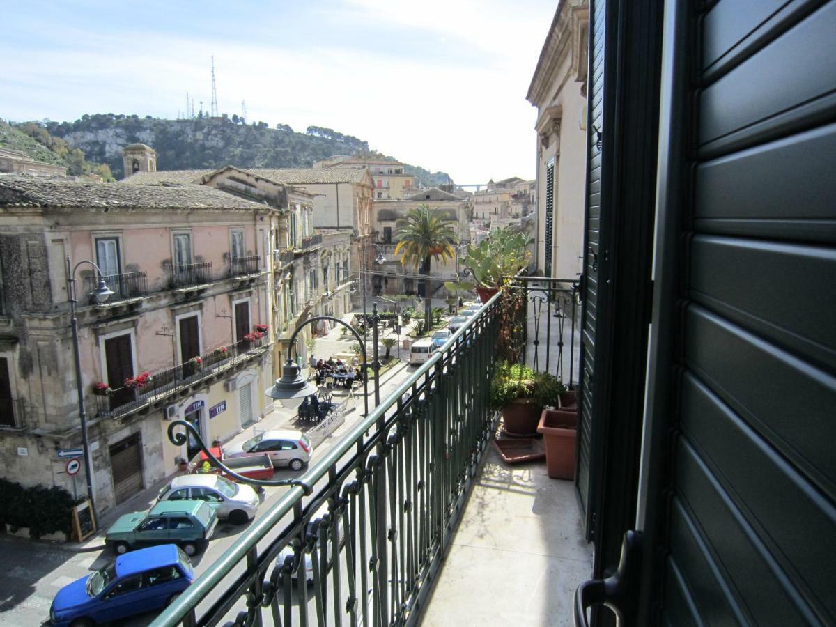 Casa Vacanze Mafalda Apartment Модика Екстериор снимка
